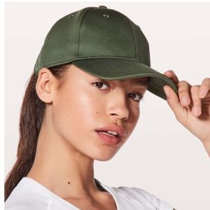 NWT Lululemon Dark Green Baller Hat 💚